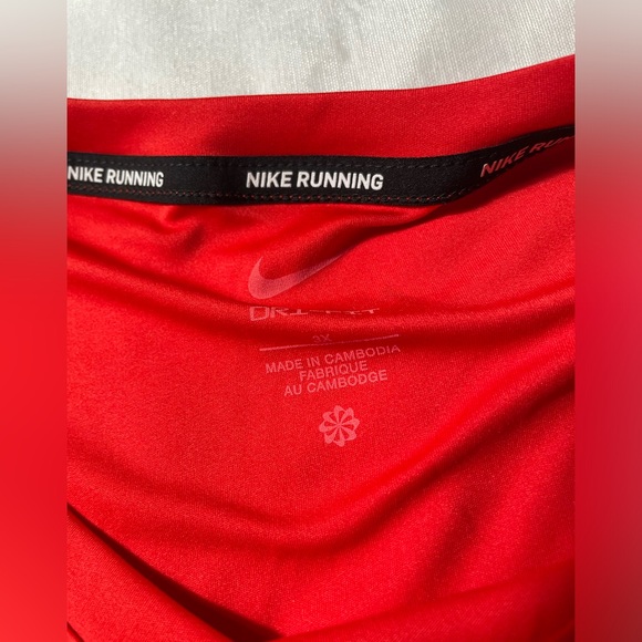 NWT Nike Running Red Graphic T shirt women’s size 3X - Picture 6 of 6